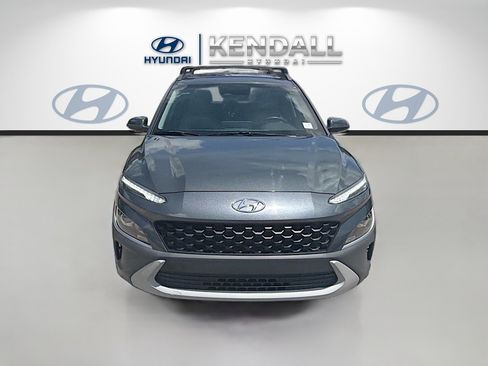 Used 2022 Hyundai Kona SEL w/ Convenience Package FWD image 2