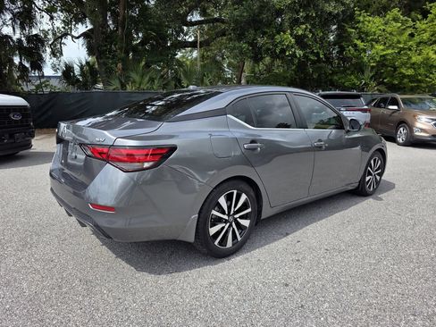 Used 2021 Nissan Sentra SV w/ SV Premium Package FWD image 3