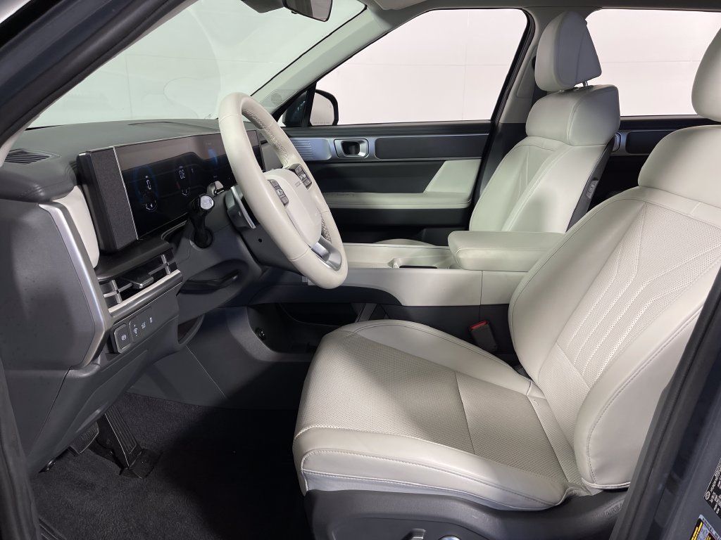 Certified 2026 Hyundai Santa Fe SEL FWD image 13