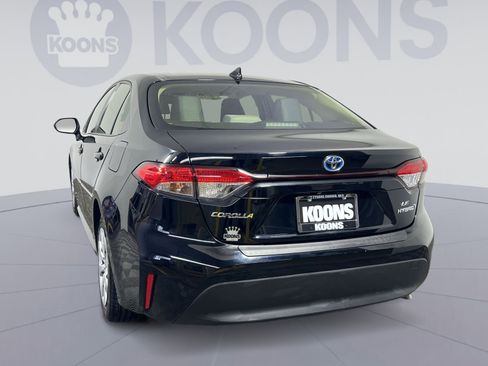 Used 2024 Toyota Corolla LE image 4