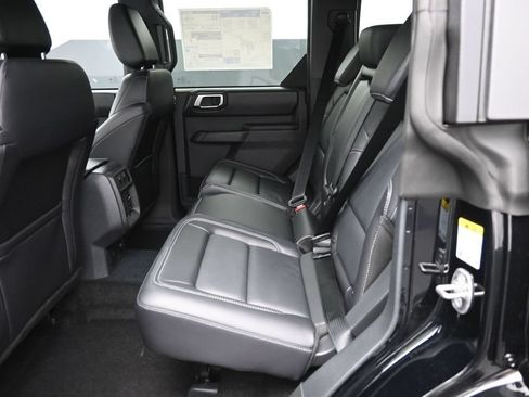 New 2026 Ford Bronco Outer Banks AWD/4WD image 25