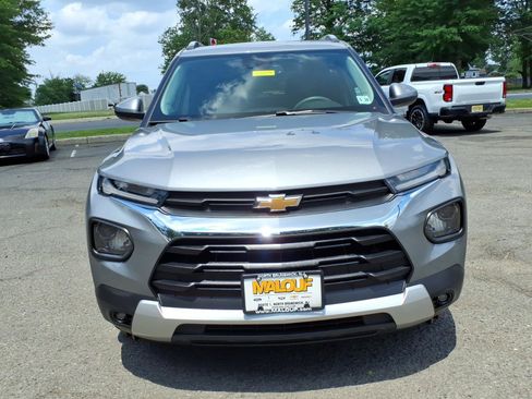 Certified 2023 Chevrolet TrailBlazer LT w/ Convenience Package FWD image 2