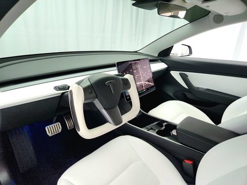 Used 2019 Tesla Model 3 Long Range AWD/4WD image 10