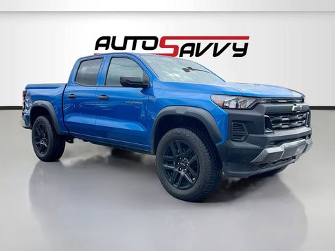 Used 2023 Chevrolet Colorado Trail Boss w/ Advanced Trailering Package AWD/4WD image 1