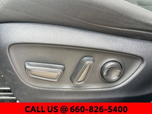 Used 2024 Toyota RAV4 XLE AWD/4WD image 15