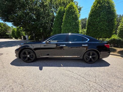 Used 2010 Lexus LS 460 w/ Luxury Value Edition RWD image 2