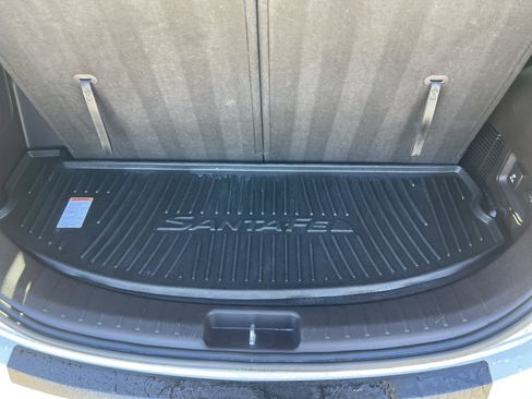 Used 2017 Hyundai Santa Fe SE Ultimate image 33