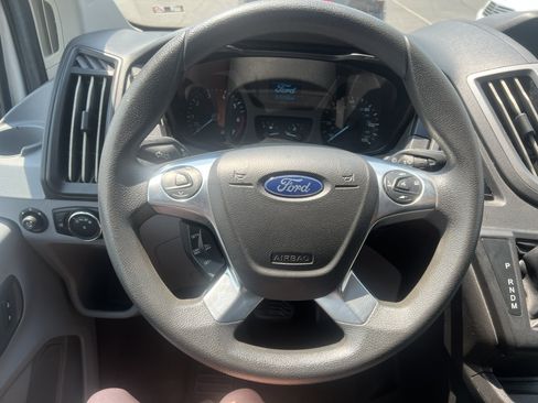 Used 2018 Ford Transit 350 XLT RWD image 9