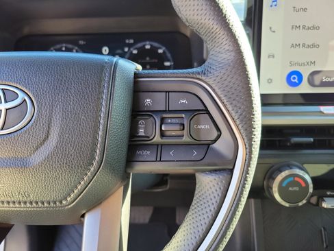 Certified 2025 Toyota Tacoma TRD Off-Road image 14