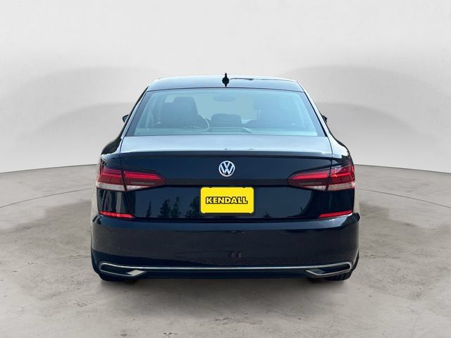 Used 2020 Volkswagen Passat 2.0T SE FWD image 6