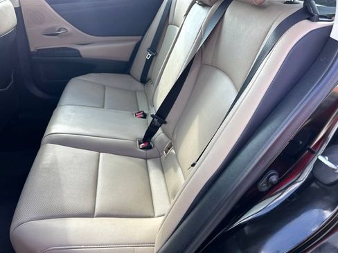 Used 2021 Lexus ES 350 w/ Premium Package FWD image 8