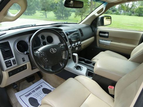 Used 2008 Toyota Sequoia Limited AWD/4WD image 10
