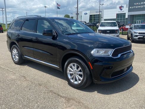 Used 2023 Dodge Durango SXT w/ Quick Order Package 2BK AWD/4WD image 8