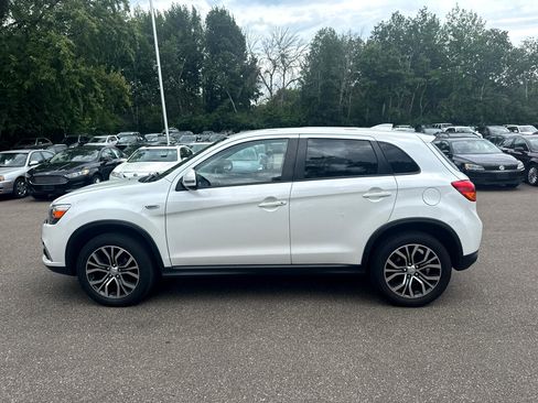 Used 2017 Mitsubishi Outlander Sport ES image 8