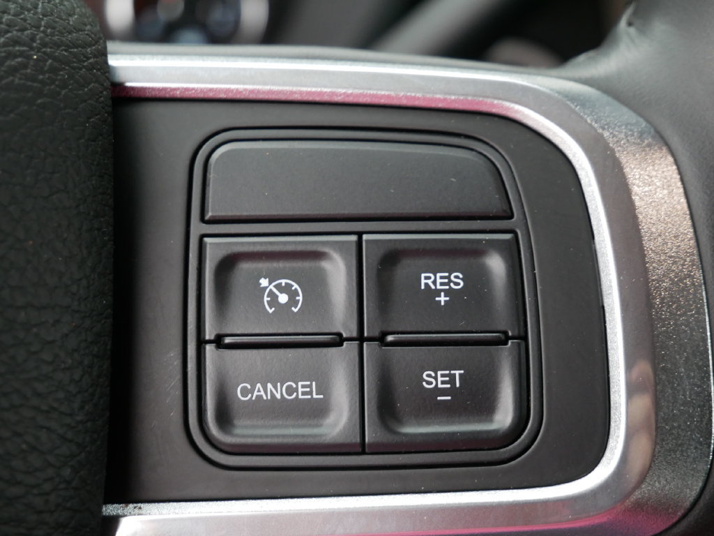 Used 2022 RAM 2500 Laramie AWD/4WD image 18