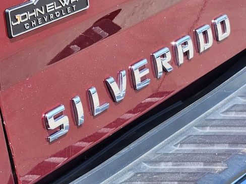 Used 2017 Chevrolet Silverado 1500 LT w/ All Star Edition AWD/4WD image 11
