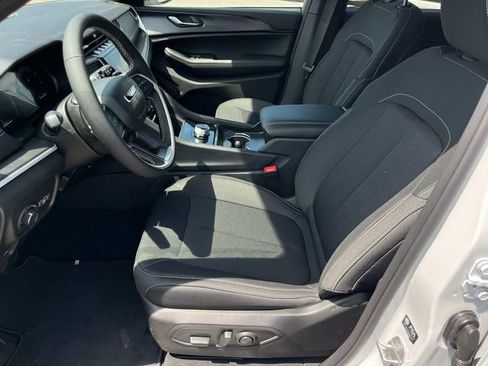 New 2026 Jeep Grand Cherokee Laredo AWD/4WD image 22
