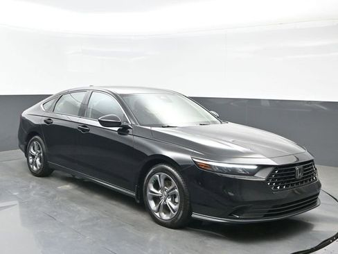 Certified 2024 Honda Accord EX image 8