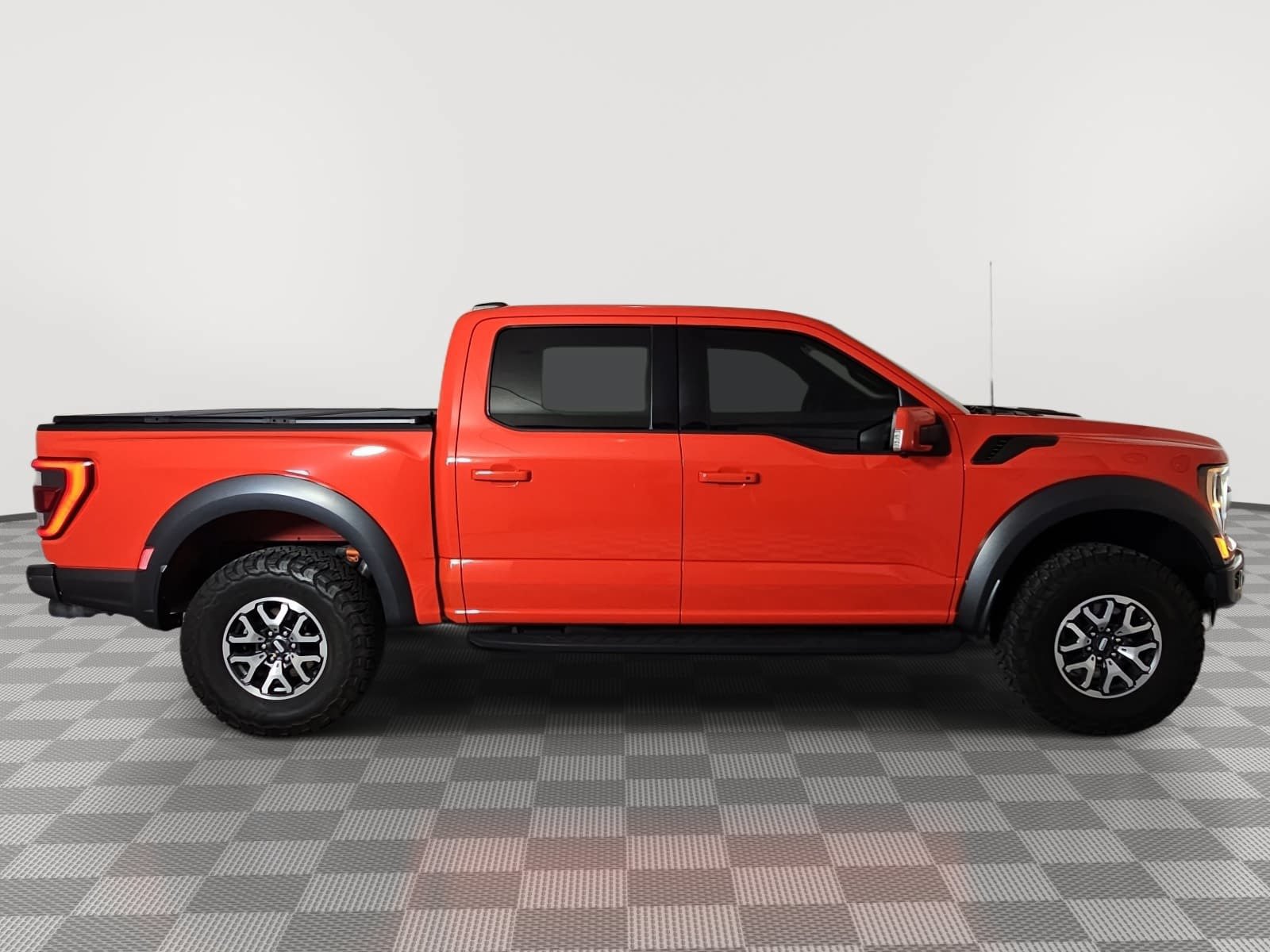 Used 2022 Ford F150 Raptor w/ Equipment Group 801A High AWD/4WD image 9
