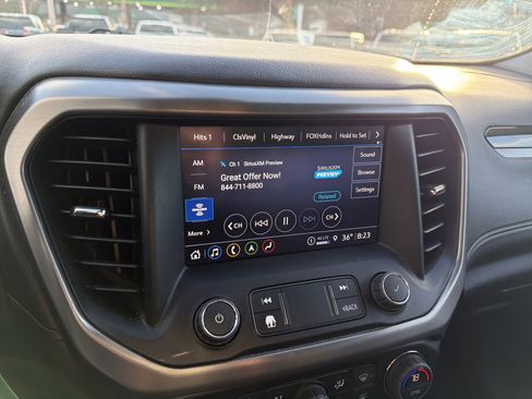 Used 2023 GMC Acadia AT4 w/ Preferred Package image 19