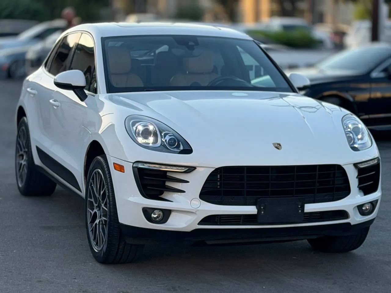 Used 2017 Porsche Macan AWD/4WD image 23