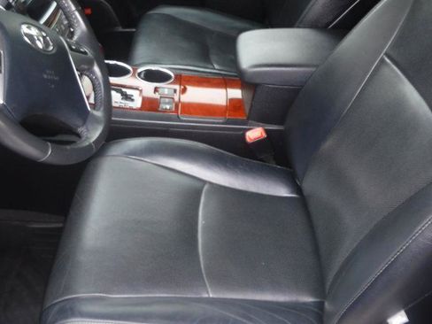 Used 2013 Toyota Highlander Limited image 22