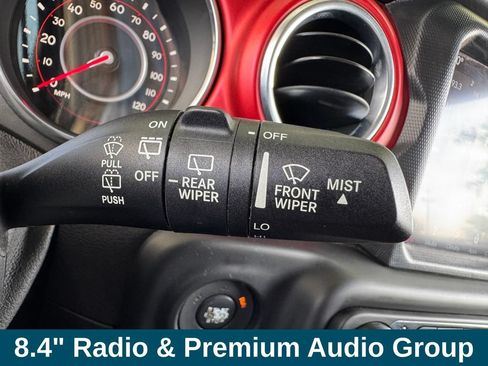 Used 2019 Jeep Wrangler Unlimited Rubicon w/ Dual Top Group AWD/4WD image 13