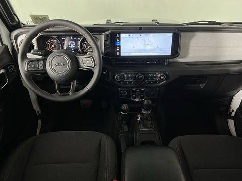 Used 2024 Jeep Wrangler Sport S image 13