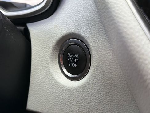 Used 2019 Toyota Corolla SE FWD image 21