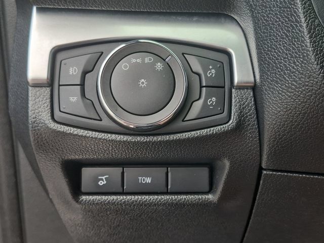 Used 2018 Ford Explorer Limited FWD image 38