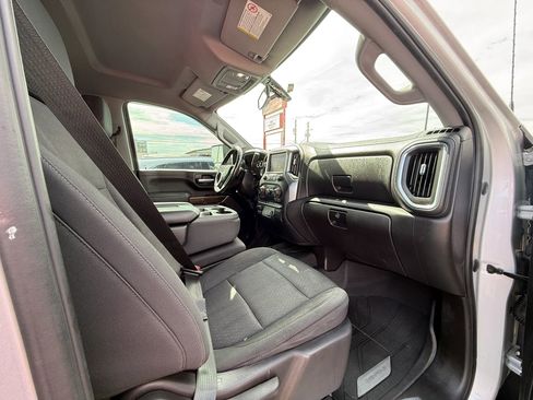Used 2021 Chevrolet Silverado 2500 LT w/ Convenience Package AWD/4WD image 17