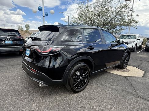 Certified 2026 Honda HR-V Sport image 5