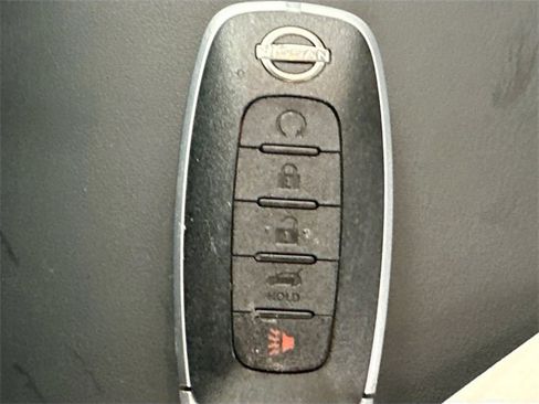 Used 2023 Nissan Rogue SV w/ SV Premium B Package image 17