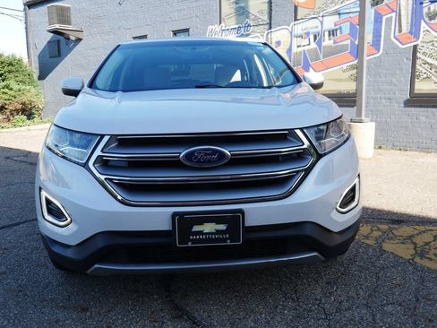 Used 2016 Ford Edge Titanium w/ Class II Trailer Tow Package AWD/4WD image 2