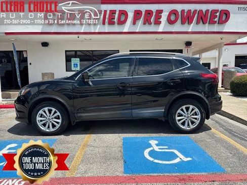 Used 2019 Nissan Rogue Sport SV w/ Technology Package FWD image 1