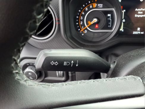 Used 2026 Jeep Gladiator Rubicon AWD/4WD image 18