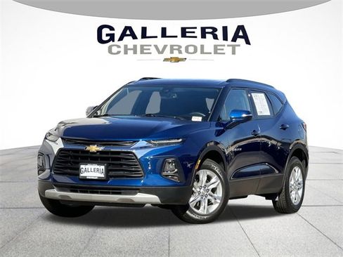 Certified 2022 Chevrolet Blazer LT image 2