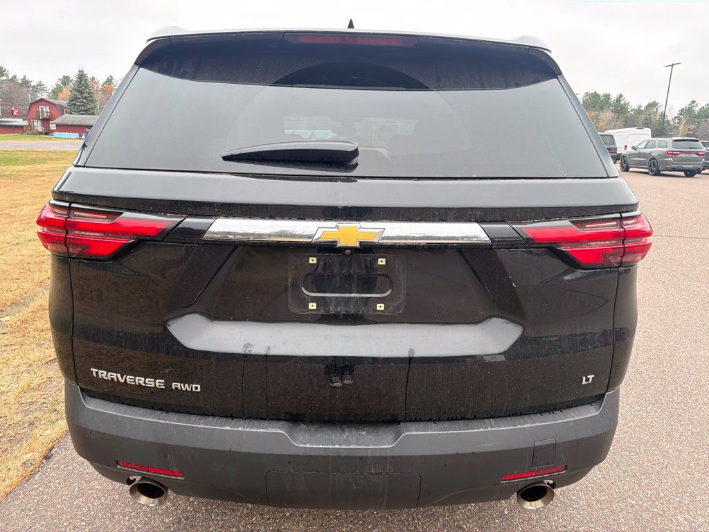 Used 2023 Chevrolet Traverse LT AWD/4WD image 5