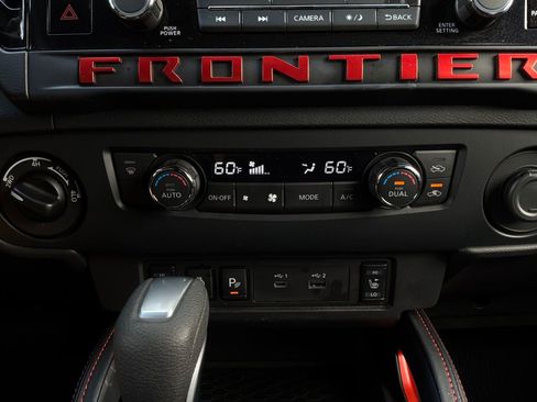 Used 2026 Nissan Frontier PRO-4X AWD/4WD image 27