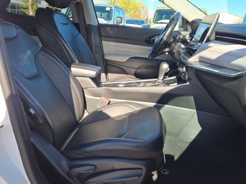 Used 2022 Jeep Compass Limited image 6