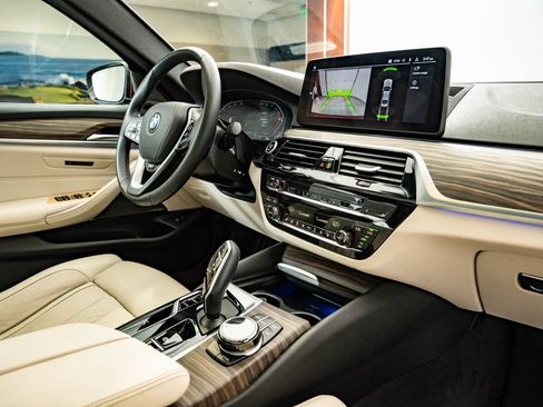 Used 2023 BMW 540i xDrive w/ Executive Package AWD/4WD image 48