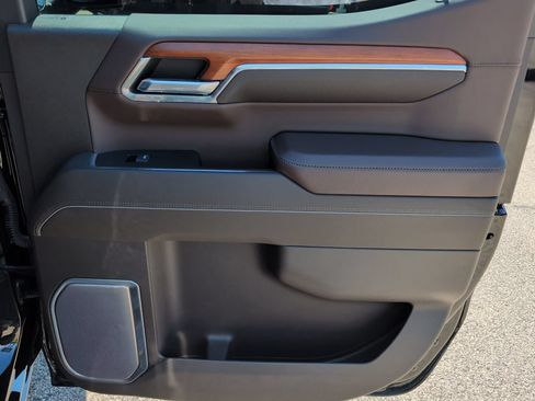 Used 2022 GMC Sierra 1500 Denali AWD/4WD image 34