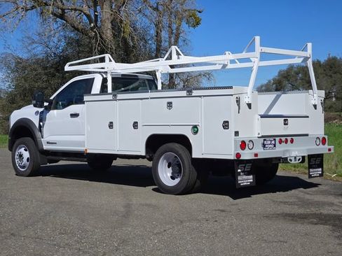 New 2024 Ford F550 4x4 Regular Cab Super Duty image 6