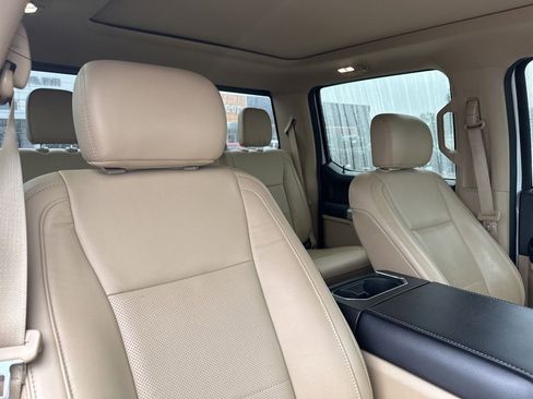 Used 2019 Ford F250 Lariat w/ Lariat Ultimate Package AWD/4WD image 19