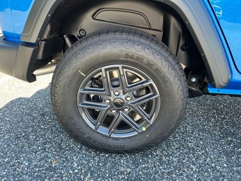New 2025 Jeep Wrangler Sport S image 18