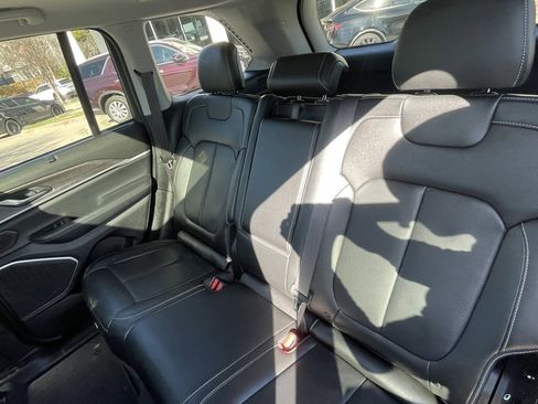 Used 2022 Jeep Grand Cherokee Limited 4xe w/ Luxury Tech Group II image 23