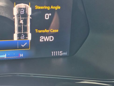 Used 2025 Chevrolet Colorado ZR2 AWD/4WD image 9