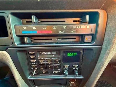 Used 1995 Geo Metro LSi FWD image 21