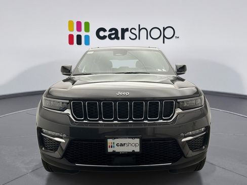 Used 2025 Jeep Grand Cherokee Limited AWD/4WD image 8