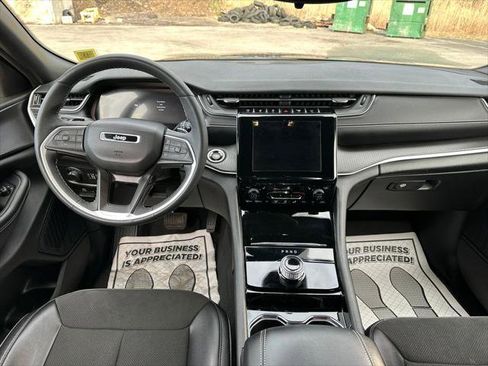 Certified 2023 Jeep Grand Cherokee L Laredo AWD/4WD image 26
